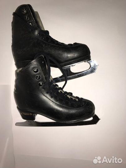 Фигурные коньки risport