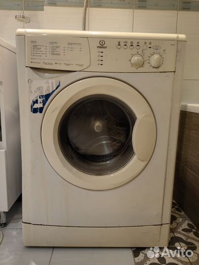 Стиральная машина indesit на запчасти
