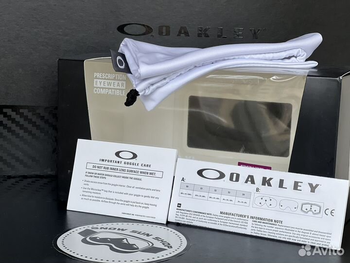 Маска Oakley Flight Deck L Prizm (комплект) 2024