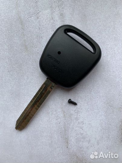 Ключ зажигания toyota