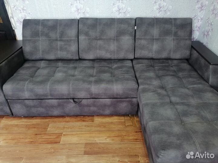 Большой угловой диван бу