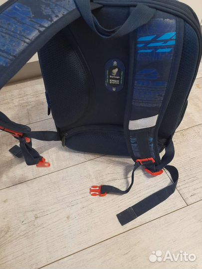 Школьный рюкзак для мальчика