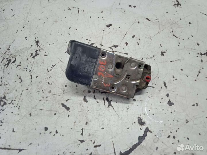 Замок задней левой двери Peugeot 306 Пежо 306