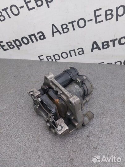 Суппорт задний правый Land Rover Range Rover