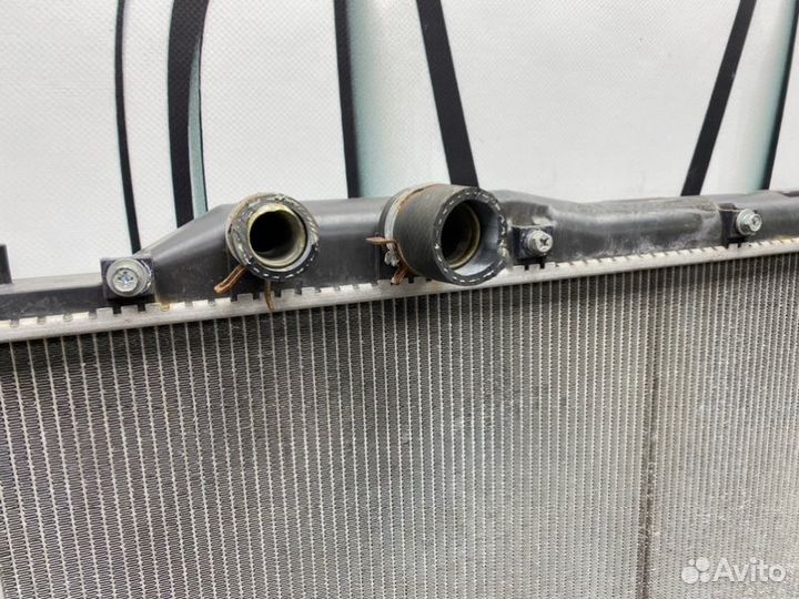 Радиатор охлаждения двигателя Honda Civic FD(4Д)