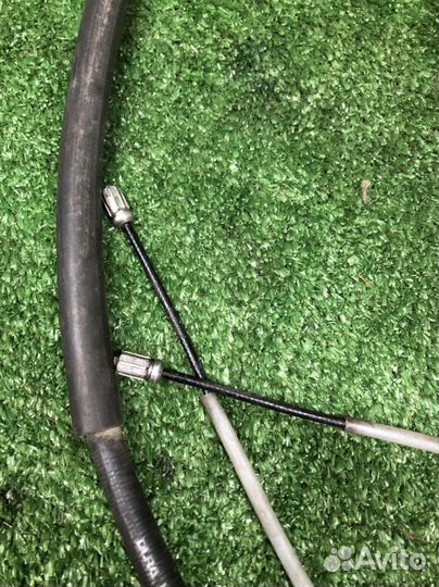 Троса ручного тормоза Peugeot 308