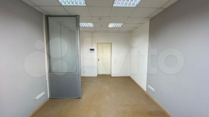 Офис/Помещение, 21 м² на Студеной 35А