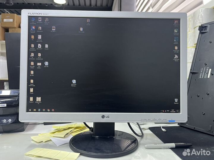 Монитор LG Flatron W2042T