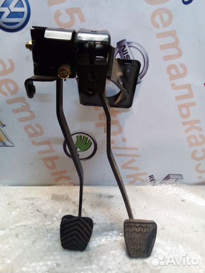 Педальный узел Geelly Emgrand