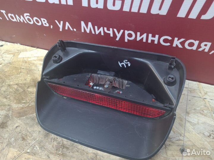 Стоп-сигнал Renault Sandero Stepway