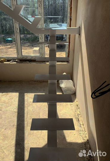 Перила деревянные с монтажем