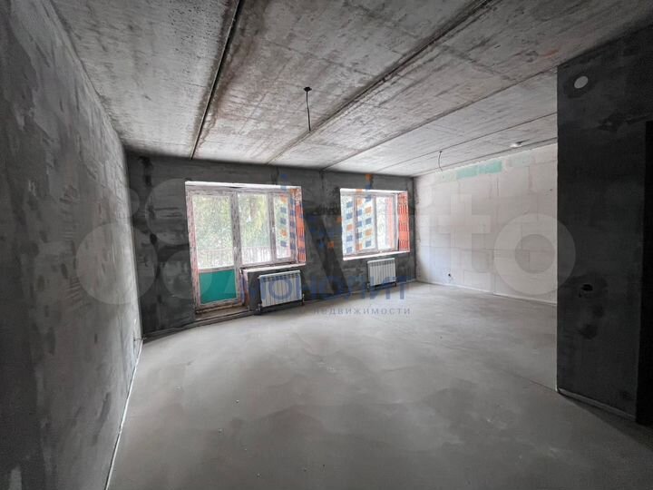 2-к. квартира, 75 м², 1/4 эт.