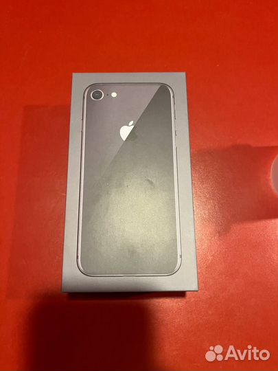 iPhone 8, 64 ГБ