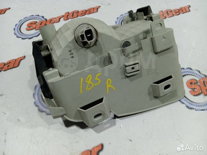 Поворотник правый Toyota Prius ZVW30 2zrfxe №185