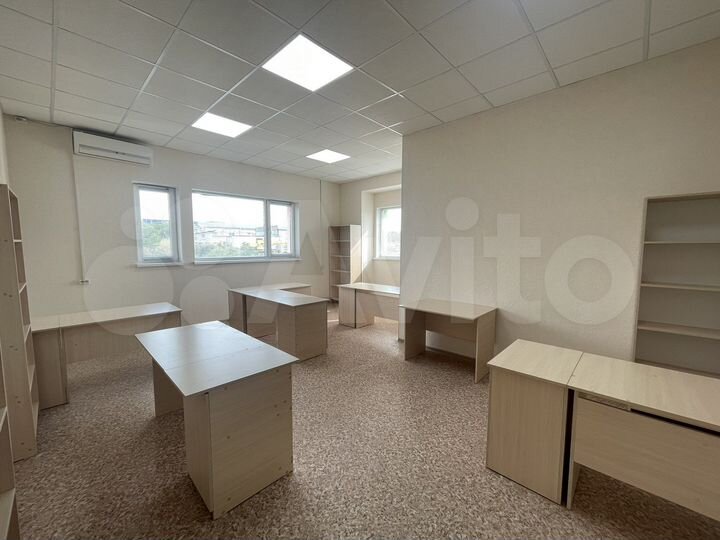 Меблированное офисное помещение, 30.5 м²