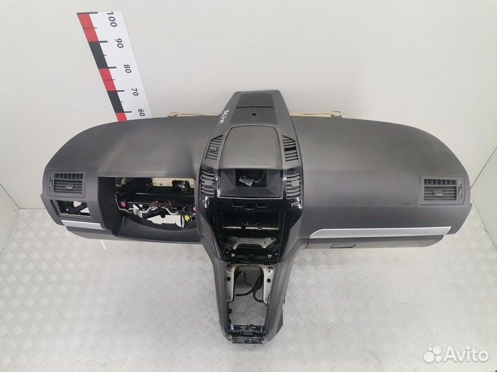 Торпедо (панель передняя) для Opel Zafira B