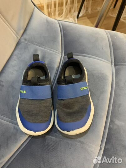 Кроссовки crocs