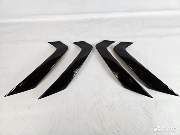 Накладки дверей LADA Vesta NG глянец