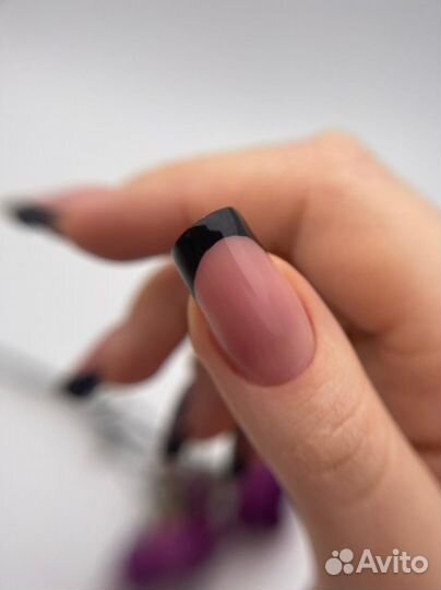 Мастер маникюра