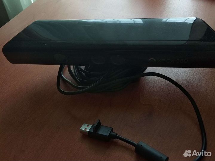 Kinect Xbox 360, в подарок адаптер для пк