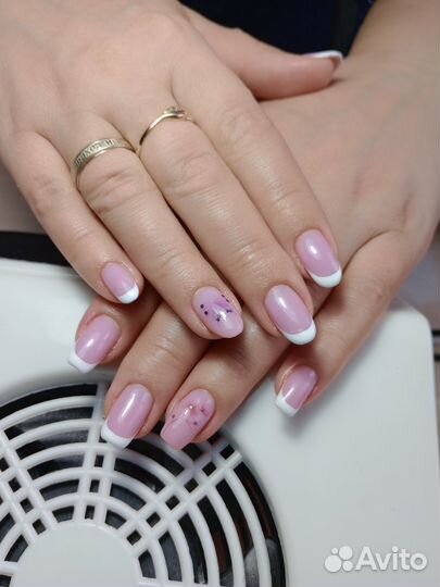 Маникюр,педикюр,наращивание ногтей
