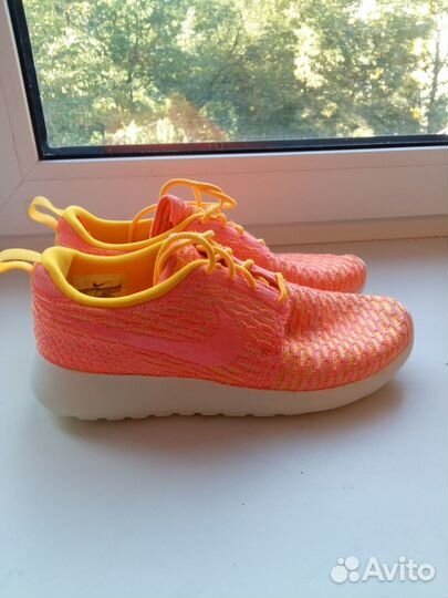 Кроссовки Nike размер 37