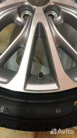 Оригинальное новое колесо Toyota Camry 235/45R18