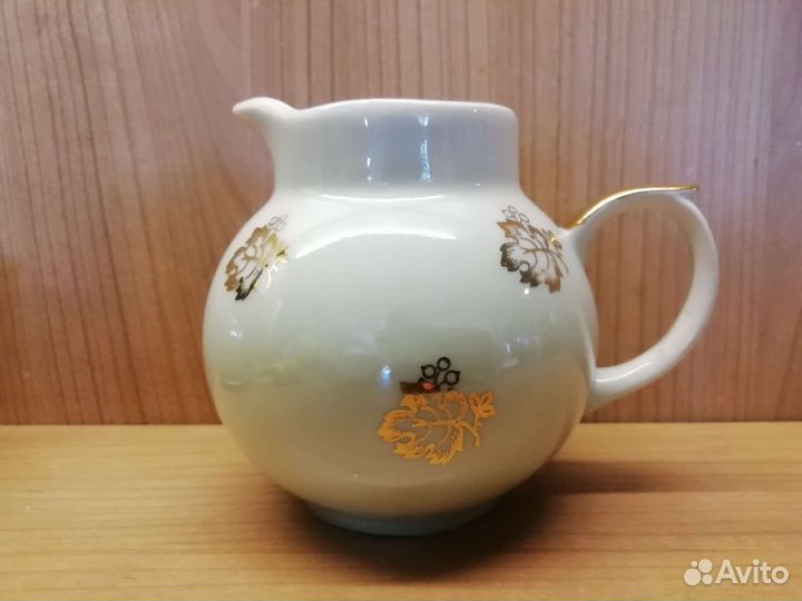 Молочник сливочник