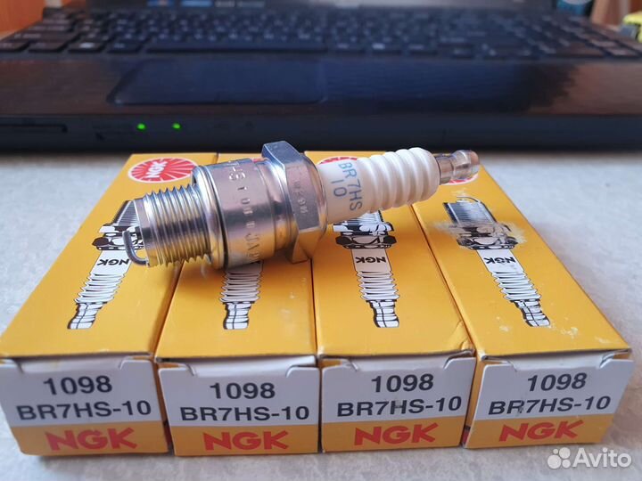 Свеча зажигания br7hs10