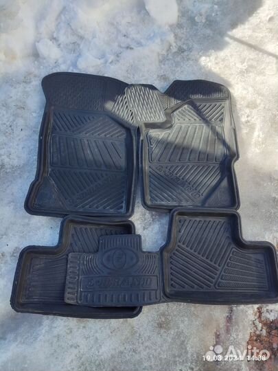 Автомобильные коврики резиновые на гранту