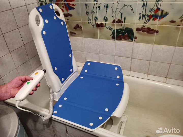 Кресло для мытья с лифтом на аккумуляторе