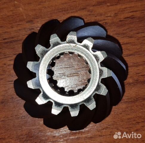 Шестерня пиньон Yamaha F50-60