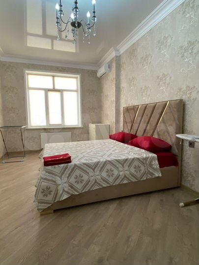 2-к. квартира, 65 м², 7/17 эт.