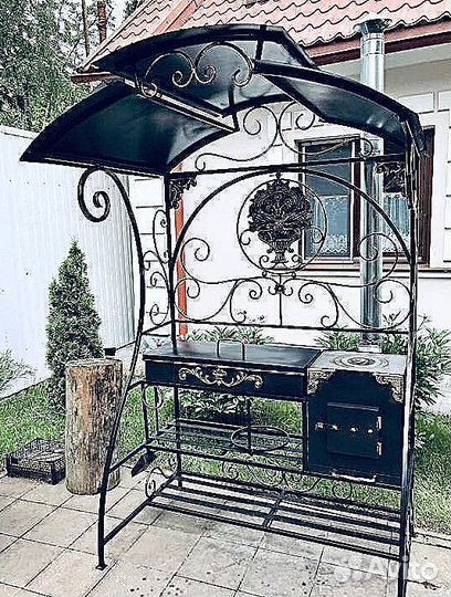 Мангал с крышей