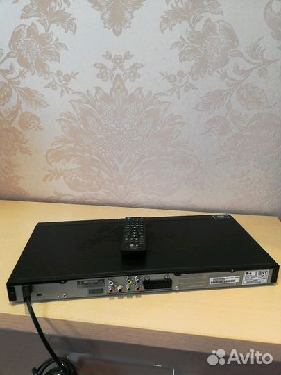 DVD плеер LG DVX 941 K