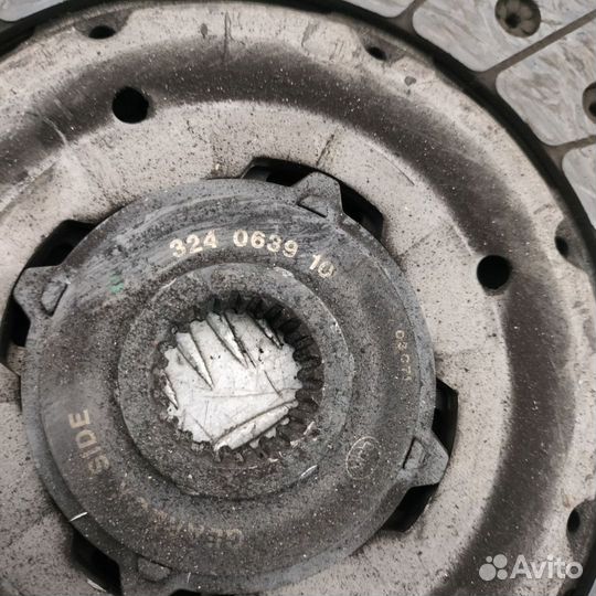 Маховик BMW 1 E87 2007