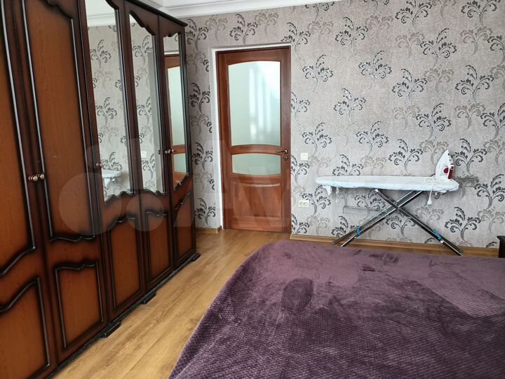 2-к. квартира, 90 м², 7/10 эт.