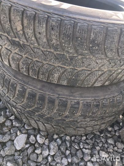 Bridgestone Ice Cruiser 5000 235/65 R17