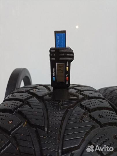 Hankook Winter I'Pike 215/60 R17