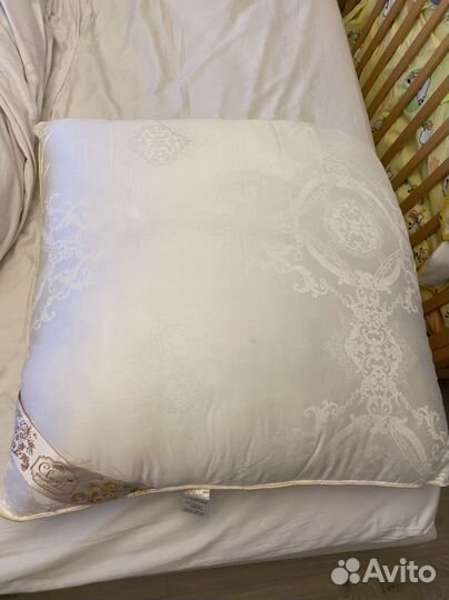 Подушка 70х70
