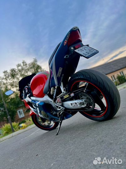Honda cbr600 f4