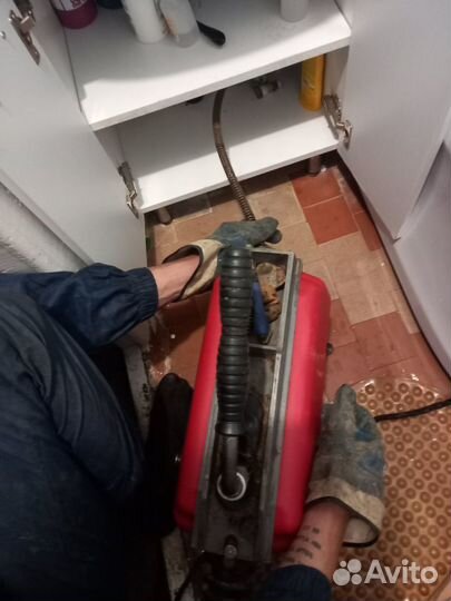 Прочистка канализации. Устранение засора Сантехник