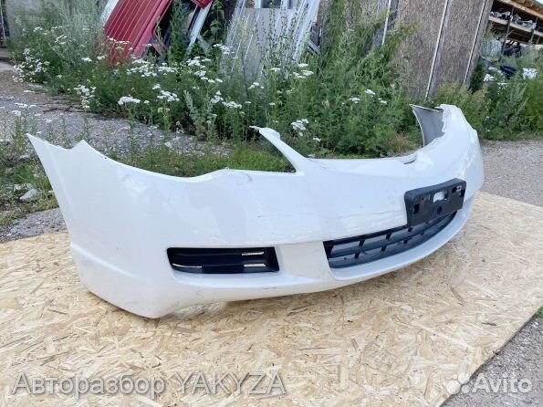 Передний бампер Honda Civic 4