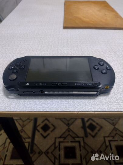 Sony PSP e 1008 2D
