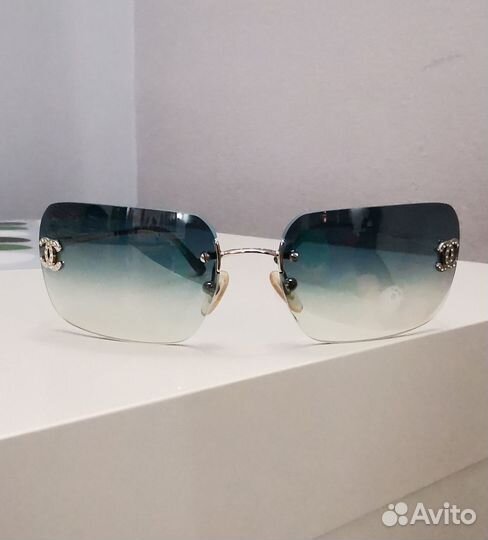 Солнцезащитные очки женские chanel