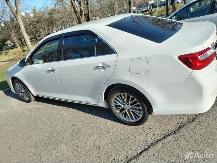 Toyota Camry 2.5 AT, 2014, 130 000 км