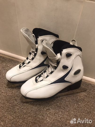 Фигурные коньки roces 37