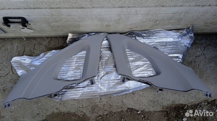 Обшивка форточки задняя Renault Kaptur