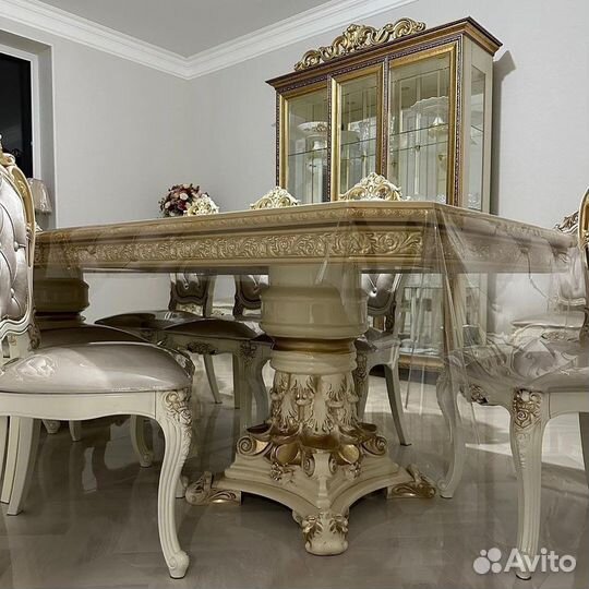 Кухонный стол и стулья / стол / стулья