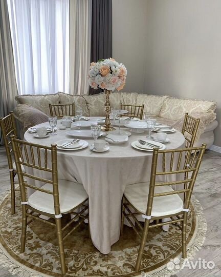 Прокат столов и стульев